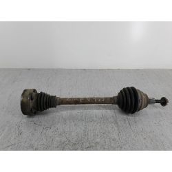 PÓŁOŚ LEWA PRZÓD VW GOLF V 1.9 TDI2006                                            