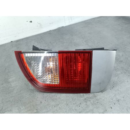 LAMPA TYLNA PRAWA SSANGYONG KYRON 2.0 XDI 2006 LAMPA TYLNA PRAWA 