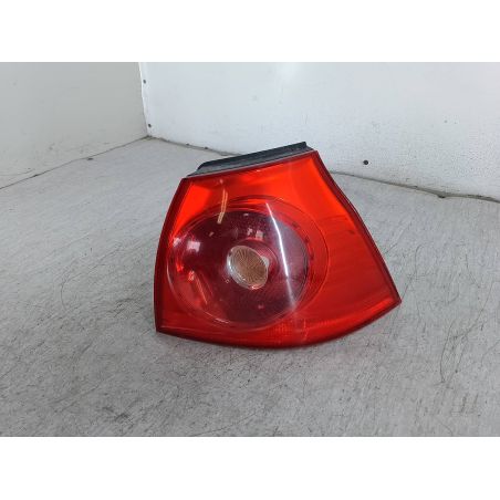 LAMPA TYLNA PRAWA VW GOLF V 1.9 TDI 105KM 1.9 TDI 2003 1K6945096E 