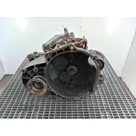 SKRZYNIA BIEGÓW MANUALNA VW PASSAT B6 2.0 TDI 140KM 2.0 TDI 2006 JLU 