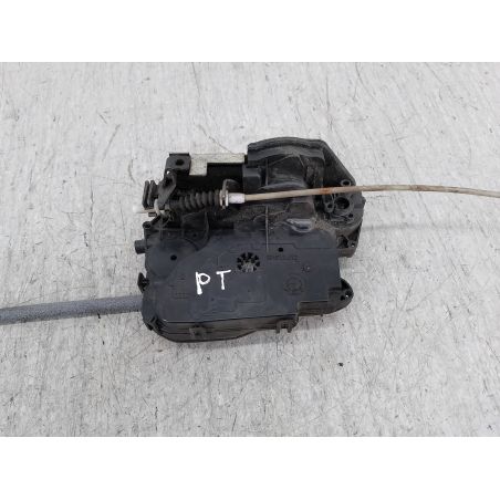 ZAMEK DRZWI PRAWY TYŁ BMW E91 2.0 16V 320i 2005 7060296 