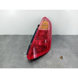 LAMPA TYLNA PRAWA FIAT GRANDE PUNTO 1.41.4 8V200651701590                                            
