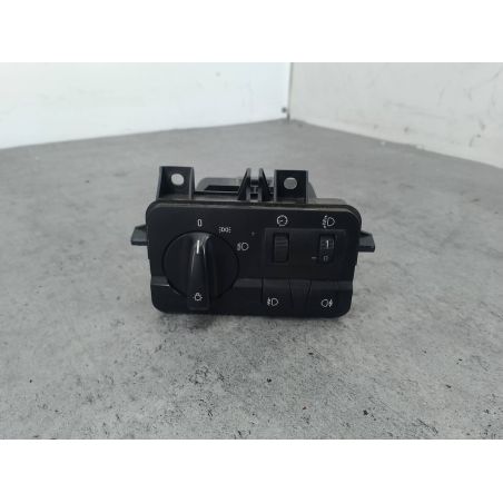 WŁĄCZNIK ŚWIATEŁ BMW E46 2.5 2.5 24V 323i 1998 61.31-8383226 