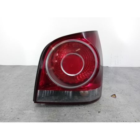 LAMPA TYLNA PRAWA VW POLO IV 1.4 16V 75KM 1.4 16V 2005 6Q6945258F 965348  