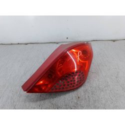 LAMPA TYLNA PRAWA PEUGEOT 207 1.6 VTI 120KM1.6 VTI20089649986580 VP5PFX-13404-A                                            