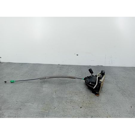 ZAMEK DRZWI PRAWY TYŁ JAGUAR X-TYPE 2.5 V6 196KM 2.5 V6 2001 1X43-26555-AG 