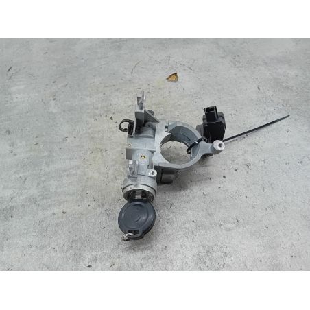 STACYJKA SMART FORFOUR I 1.5 CDI 67KM 1.5 CDI 2006 MR587813 