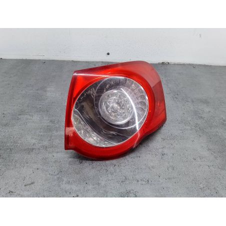 LAMPA TYLNA PRAWA VW PASSAT B6 2.0 FSI 150KM 2.0 FSI 2005 3C9945096 