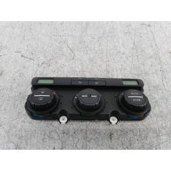 PANEL NAWIEWU VW PASSAT B6 2.0TDI2006                                            