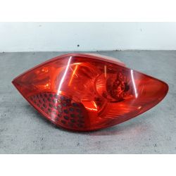 LAMPA TYLNA PRAWA PEUGEOT 207 1.4 16V 88KM1.4 16V20069649986580                                             