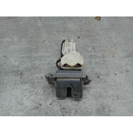 ZAMEK KLAPY SUZUKI SWIFT IV 1.3 DDIS 2007 B6765 