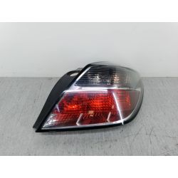 LAMPA TYLNA PRAWA OPEL ASTRA H 1.6 16V2005342691834   008748-024831                                            