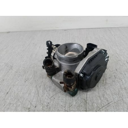 PRZEPUSTNICA AUDI A4 B5 1.6 100KM 1.6 8V 1997 