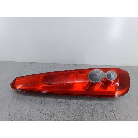 LAMPA TYLNA LEWA FORD FIESTA MK6 1.4 TDCI 1.4 TDCI 2006 6S61-13405-A 