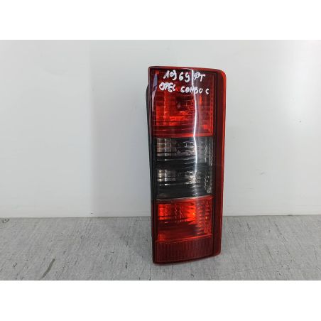 LAMPA TYLNA PRAWA OPEL COMBO C 1.3 CDTI 70KM 1.3 CDTI 2005 