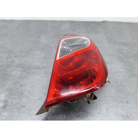 LAMPA TYLNA PRAWA HYUNDAI I10 FL I 1.1 12V 69KM 1.1 12V 2013 92402-0X110 