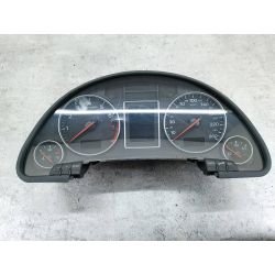 LICZNIK AUDI A4 B6 2.0 FSI 150KM2.0 FSI20028E0920900L 1036901830                                              