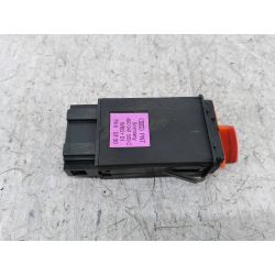 WŁĄCZNIK ŚWIATEŁ AWARYJNYCH AUDI A6 C5 2.4 V6 170KM2.4 V620034B0941509C                                            
