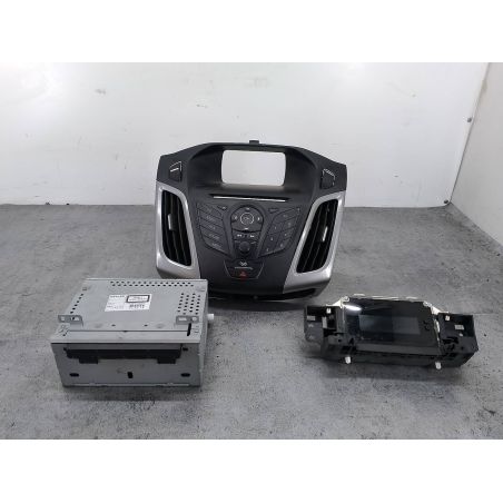 ZESTAW MULTIMEDIALNY FORD FOCUS III 1.0 ECOBOOST 100KM 1.0 12V 2013 BM5T-18C815-DK  CM5T-18B955-AC  AMPT18K811AD 