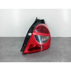 LAMPA TYLNA PRAWA RENAULT CLIO III 1.2 TCE 100KM1.2 TCE200989035080                                            
