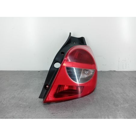 LAMPA TYLNA PRAWA RENAULT CLIO III 1.2 TCE 100KM 1.2 TCE 2009 89035080 