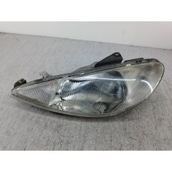 LAMPA PRZÓD LEWA PEUGEOT 206 1.4 i 75KM1.4 i 8V20029640559580  89005132                                            