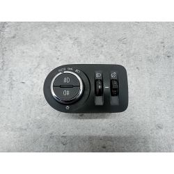 WŁĄCZNIK ŚWIATEŁ OPEL CORSA F 1.2 12V 75KM1.2 12V202039201665                                            
