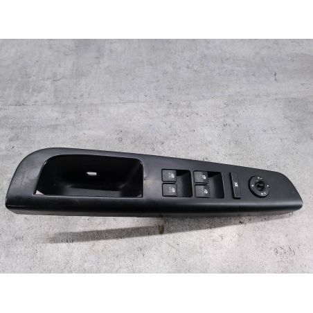 PANEL STEROWANIA SZYB I LUSTEREK KIA CEE'D I 1.6 CRDI 90KM 1.6 CRDI 2007 369490 
