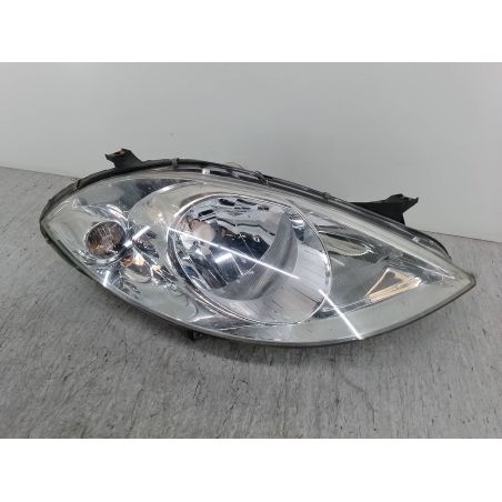 LAMPA PRZÓD PRAWA MERCEDES-BENZ KLASA A W169 1.5 95KM 1.5 8V A150 2005 08-440-1143R 