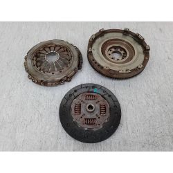 SPRZĘGŁO KOMPLETNE OPEL CORSA C 1.3 CDTI 70KM1.3 CDTI200455572509  9223223                                            