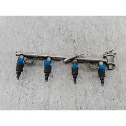 LISTWA WTRYSKOWA AUDI A4 B6 2.0 B2002058133681                                            