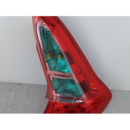LAMPA TYLNA PRAWA CITROEN C4 I 1.6 HDI 110KM 1.6 HDI 2006 9646801677 