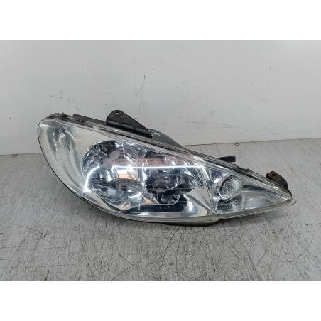 LAMPA PRZÓD PRAWA PEUGEOT 206 FL 1.1 60KM 1.1 8V 2005 9628666780 89001770 