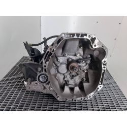 SKRZYNIA BIEGÓW MANUALNA RENAULT CLIO III 1.5 DCI 85KM1.5 DCI2006JR5164                                            