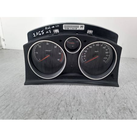 LICZNIK OPEL ASTRA H 1.7 CDTI 100KM 1.7 CDTI 2005 13216684 