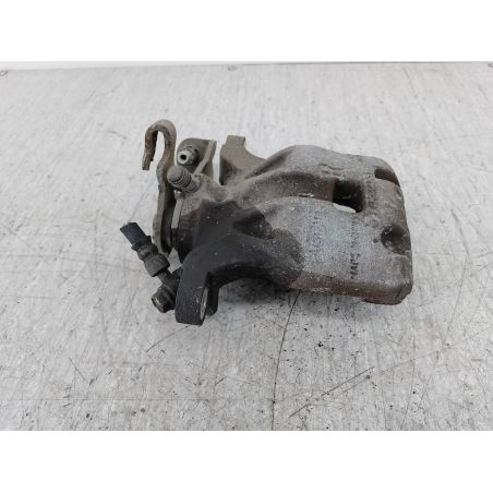 ZACISK HAMULCOWY PRAWY TYŁ MAZDA 3 III 2.0 16V 2015 B45G26980 