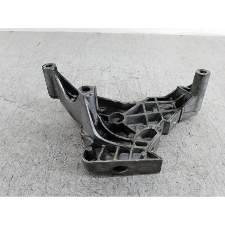 ŁAPA SILNIKA VW GOLF V 1.9 TDI 2005 03G199207F 