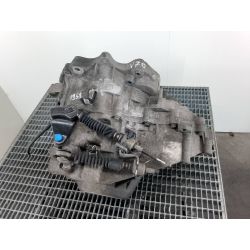 SKRZYNIA BIEGÓW MANUALNA VOLVO V70 II 2.5 TDI 140KM2.5 D20011023704                                            