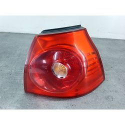 LAMPA TYLNA PRAWA VW GOLF V 1.4 16V 75KM1.4 16V20051K6945112P  1K6945096P                                              