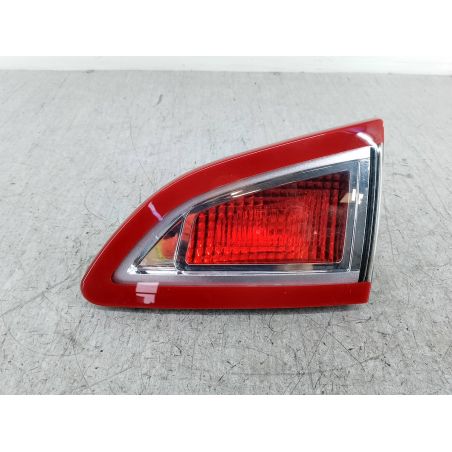 LAMPA TYLNA PRAWA W KLAPE RENAULT SCENIC III 1.4 TCE 130KM 1.4 TCE 2010 265550018R 