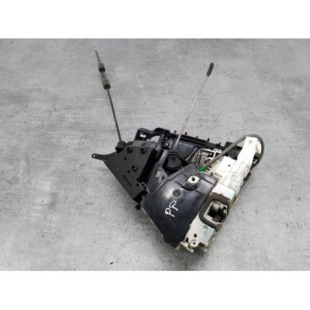 ZAMEK DRZWI PRAWY PRZÓD MERCEDES-BENZ KLASA A W169 2.0 CDI 109KM 2.0 CDI A180 2005 A1697601434 1697202835 