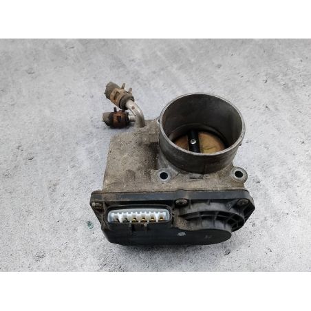 PRZEPUSTNICA TOYOTA AVENSIS II T25 1.8 VVT-I 129KM 1.8 VVT-I 2004 22030-0D010 