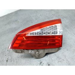 LAMPA TYLNA PRAWA W KLAPE FORD MONDEO MK4 2.0 TDCI2.0 TDCI20077S71-13A602-B                                            