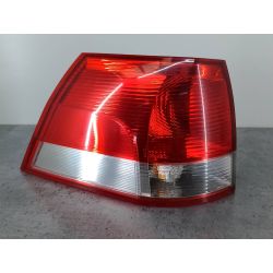 LAMPA TYLNA LEWA OPEL VECTRA C 2.2 16V 155KM2.2 16V200424469461                                            