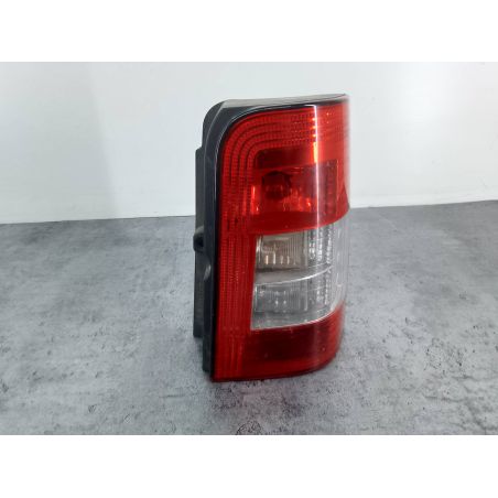 LAMPA TYLNA PRAWA CITROEN BERLINGO I FL 1.6 HDI 90KM 1.6 HDI 2005 9657976980  9657976780 