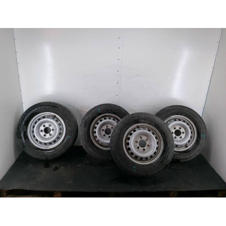 FELGI STALOWE KOMPLET 16 Z OPONAMI VW CRAFTER 2.5 TDI 136KM 2.5 TDI 2008 A0014014802 