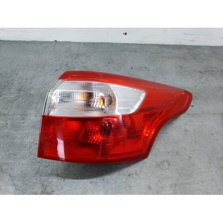 LAMPA TYLNA PRAWA FORD FOCUS III 1.6 ECOBOOST 150KM 1.6 16V 2013 BM51-13404-GF 