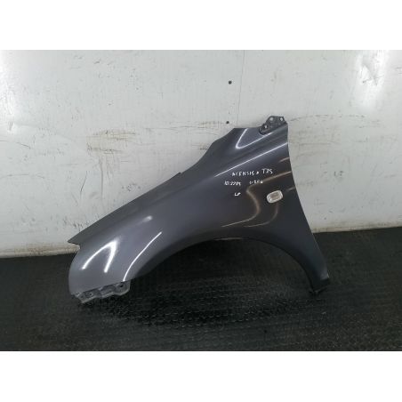 BŁOTNIK LEWY PRZÓD TOYOTA AVENSIS II T25 2.2 D-4D 177KM 2.2 D-4D 2005 BŁOTNIK LEWY PRZÓD 