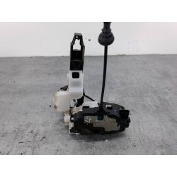 ZAMEK DRZWI LEWY PRZÓD KIA CEE'D I 1.4 16V2010ZAMEK DRZWI LEWY PRZÓD                                            