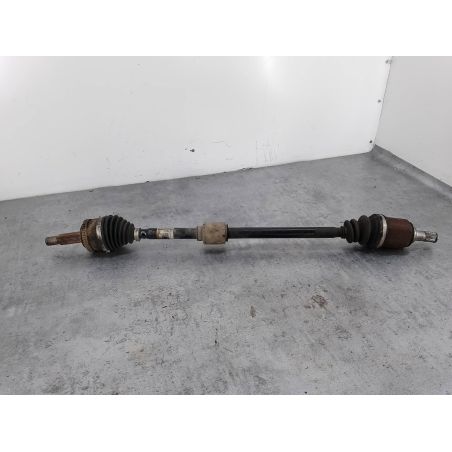 PÓŁOŚ PRAWA PRZÓD KIA CEE'D I 1.4 16V 2010 49500-1H010 